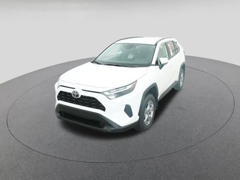 New 2025 Toyota RAV4 XLE FWD image 16