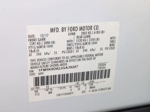 Certified 2018 Ford Explorer XLT w/ Equipment Group 202A image 39
