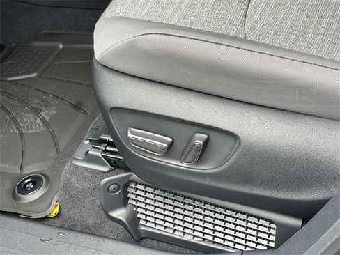 New 2026 Toyota Sienna LE image 23