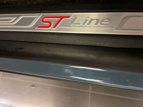 New 2026 Ford Explorer ST-Line w/ ST-Line Street Pack image 29