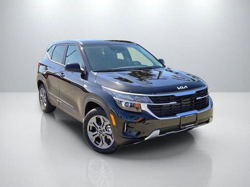 New 2026 Kia Seltos LX image 1
