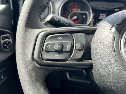 Used 2023 Jeep Wrangler Unlimited Sport AWD/4WD image 25