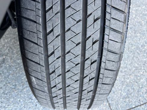 Used 2025 Honda CR-V EX image 29