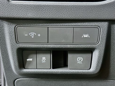 Used 2021 Hyundai Sonata Limited FWD image 17