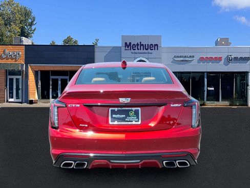 Used 2025 Cadillac CT5 V w/ Platinum Package AWD/4WD image 5