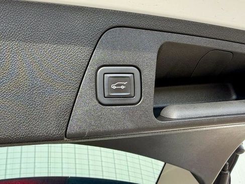 Used 2020 Buick Envision Essence image 16