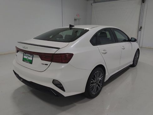 Used 2023 Kia Forte GT-Line w/ GT-Line Premium Package FWD image 9