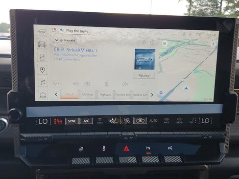 New 2025 GMC Hummer EV 2X image 32