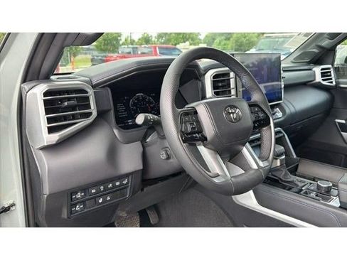 Used 2025 Toyota Tundra Platinum AWD/4WD image 22