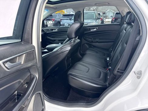 Used 2016 Ford Edge Titanium w/ Equipment Group 301A image 14