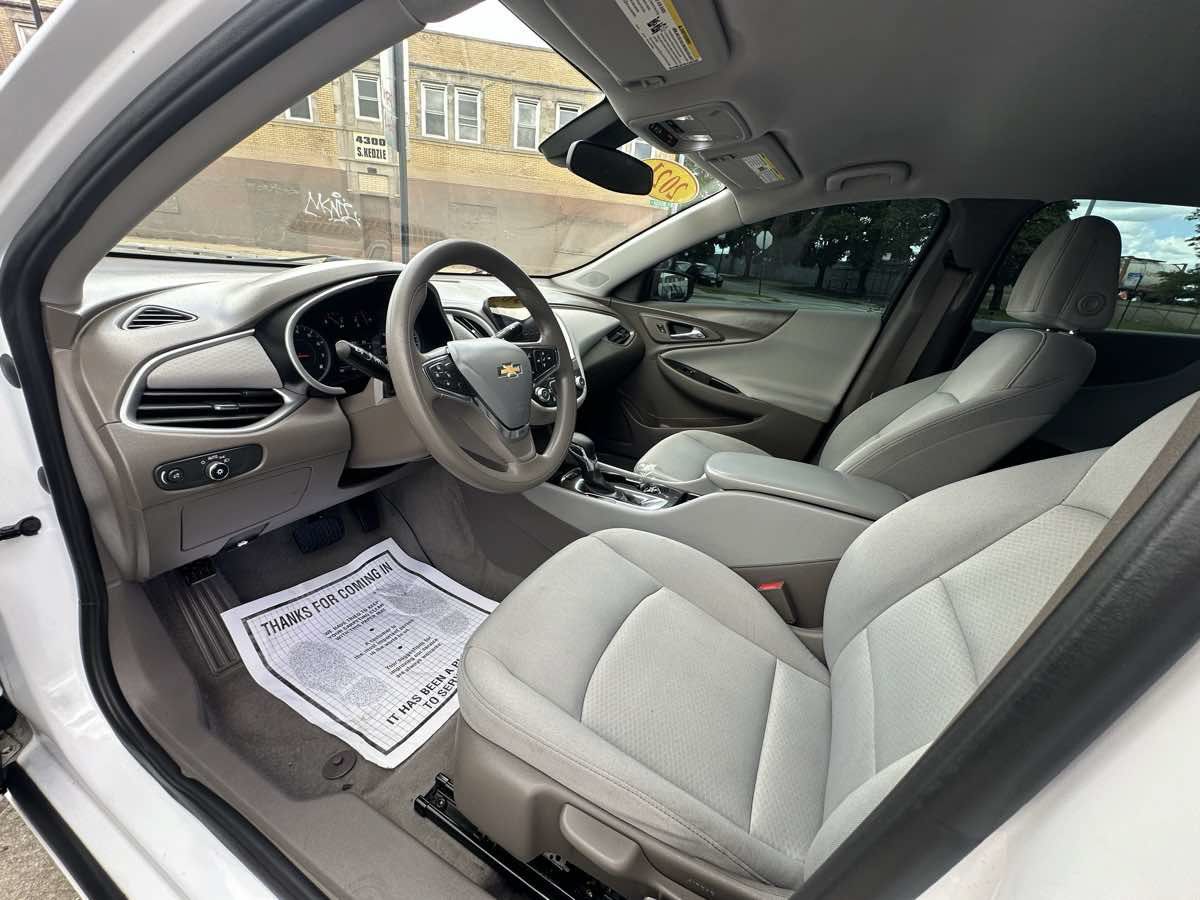 Used 2021 Chevrolet Malibu LS FWD image 10