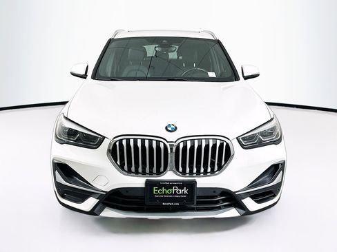 Used 2021 BMW X1 xDrive28i w/ Premium Package image 2