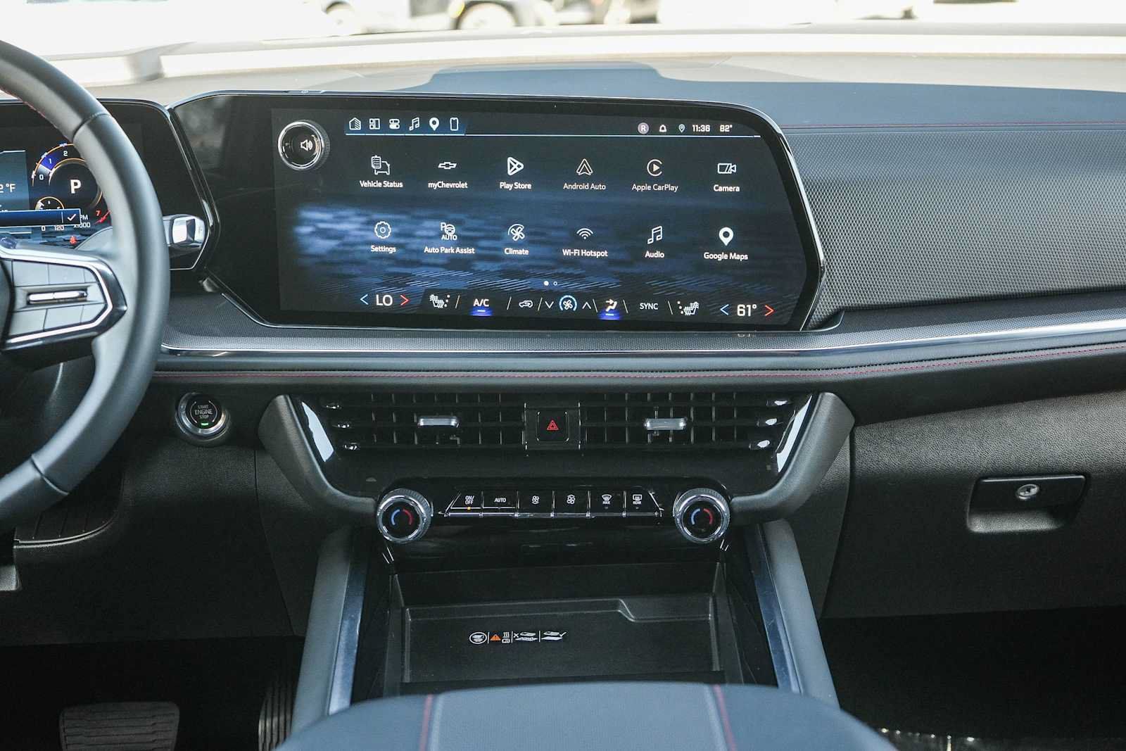 Used 2025 Chevrolet Suburban RST AWD/4WD image 19