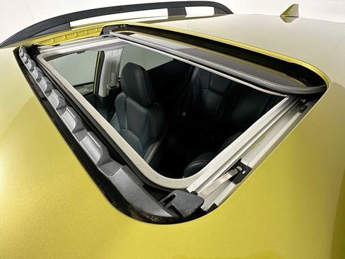 Certified 2021 Subaru Crosstrek 2.5i Limited w/ Moonroof Package 2 image 20