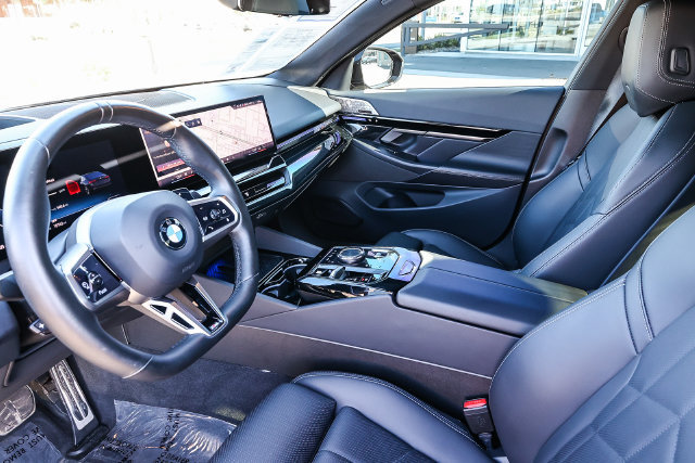 Used 2024 BMW 530i w/ M Sport Package RWD image 20