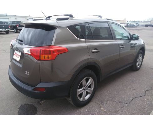 Used 2015 Toyota RAV4 XLE image 5