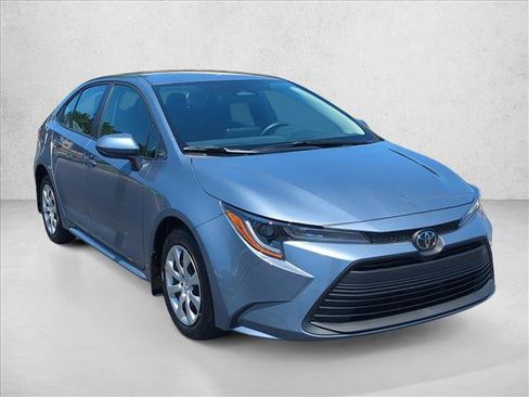Certified 2026 Toyota Corolla LE FWD image 3