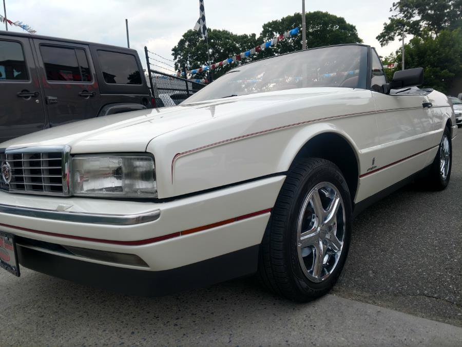 Used 1990 Cadillac Allante FWD image 37