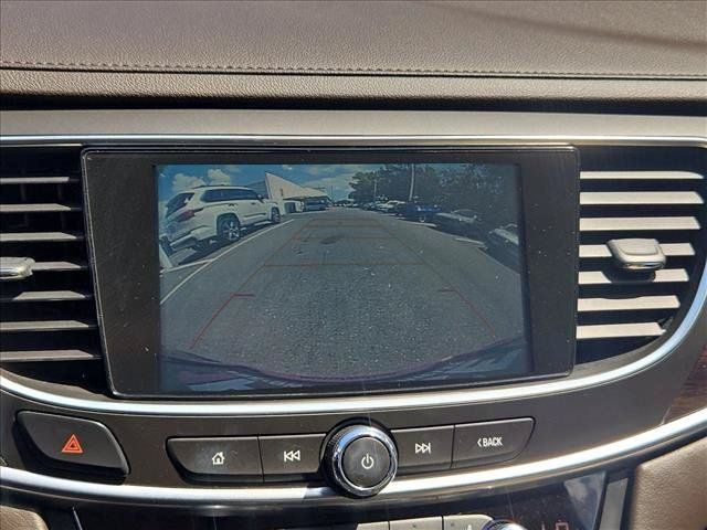 Used 2018 Buick LaCrosse Essence FWD image 13