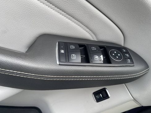 Used 2012 Mercedes-Benz ML 350 BlueTEC 4MATIC image 12
