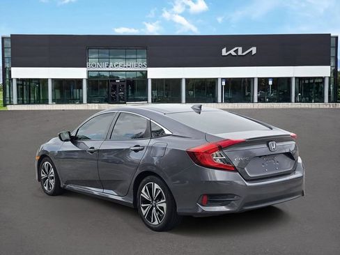 Used 2016 Honda Civic EX-T image 3