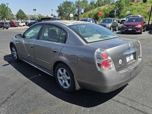 Used 2005 Nissan Altima 2.5 SL w/ (G02) SL Pkg FWD image 3