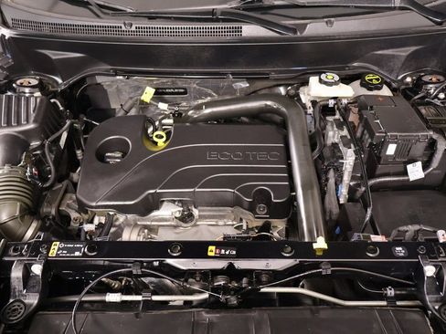 Used 2024 GMC Terrain SLT image 18