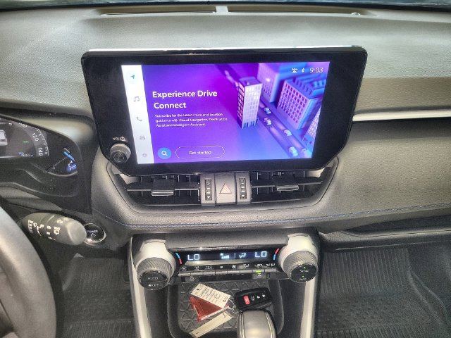 Used 2024 Toyota RAV4 XSE AWD/4WD image 18