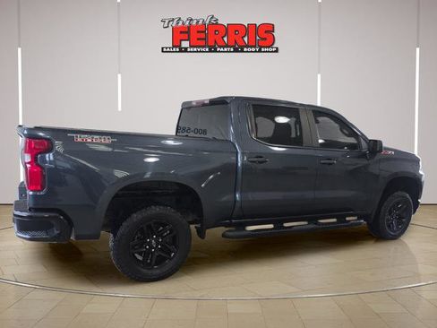 Used 2020 Chevrolet Silverado 1500 Custom Trail Boss w/ Custom Convenience Package AWD/4WD image 5