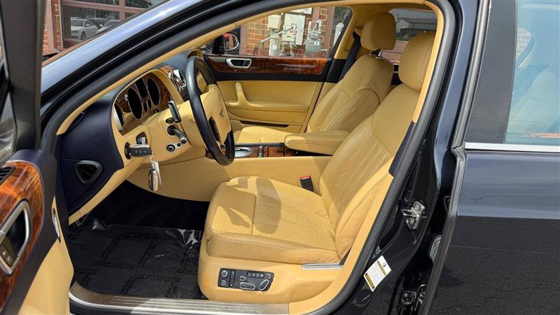 Used 2006 Bentley Flying Spur Flying Spur AWD/4WD image 29