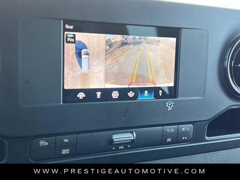 Used 2024 Mercedes-Benz Sprinter 2500 image 25