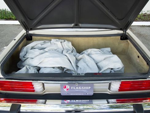 Used 1989 Mercedes-Benz 560 SL image 45