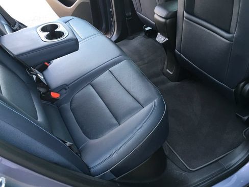 Used 2022 Chevrolet Bolt EUV Premier w/ Sun & Sound Package FWD image 25