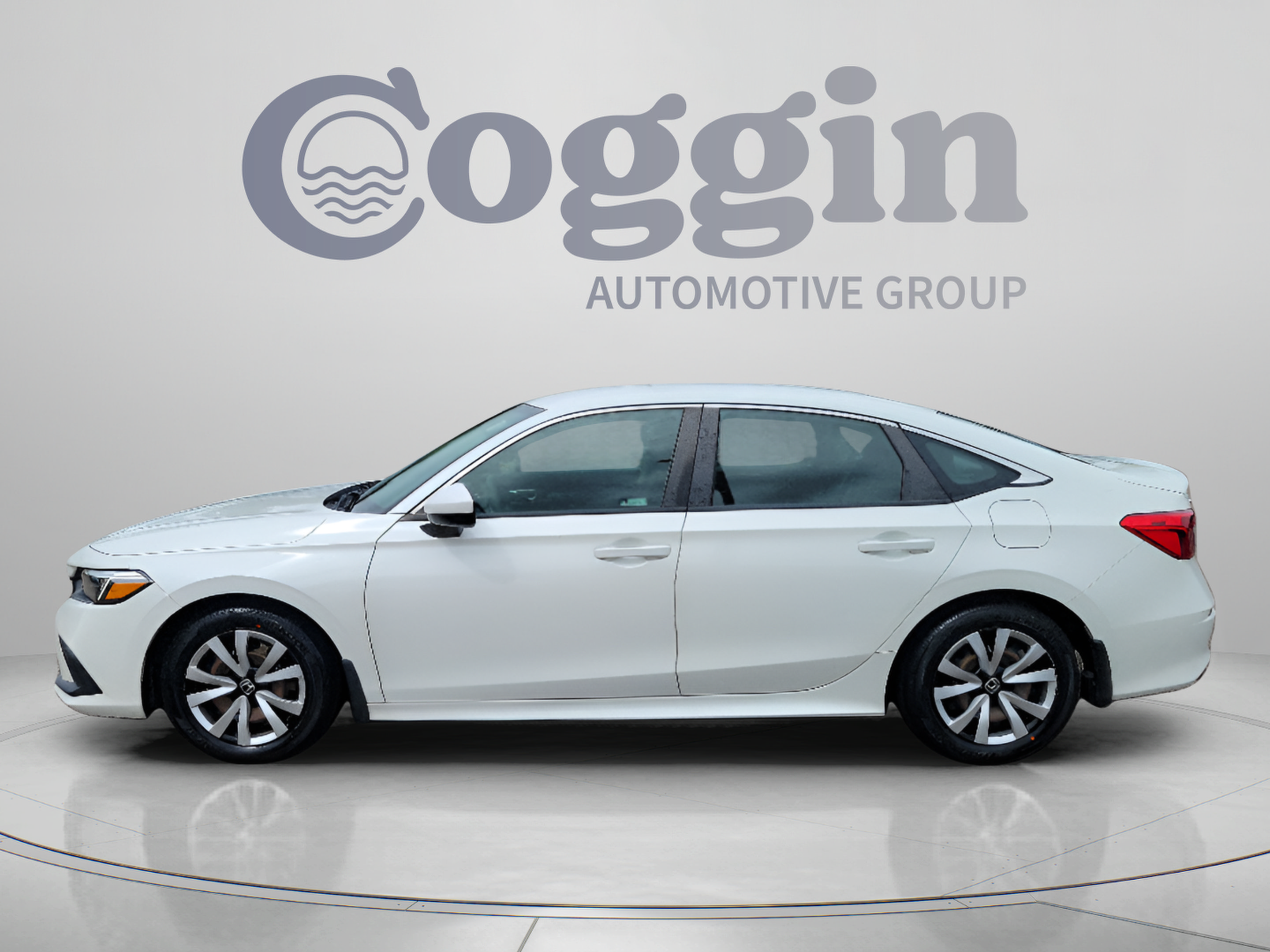 Used 2024 Honda Civic LX image 2