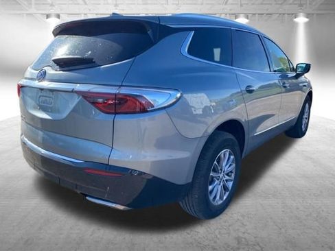 Used 2023 Buick Enclave Essence AWD/4WD image 8