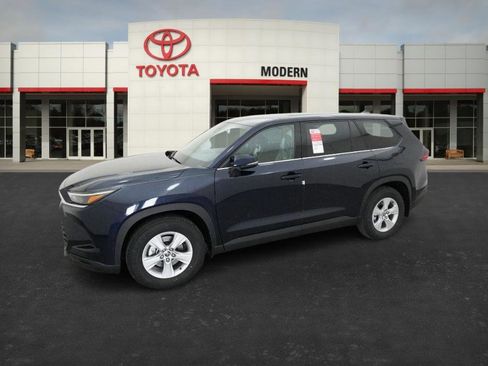 New 2026 Toyota Grand Highlander AWD Hybrid image 8