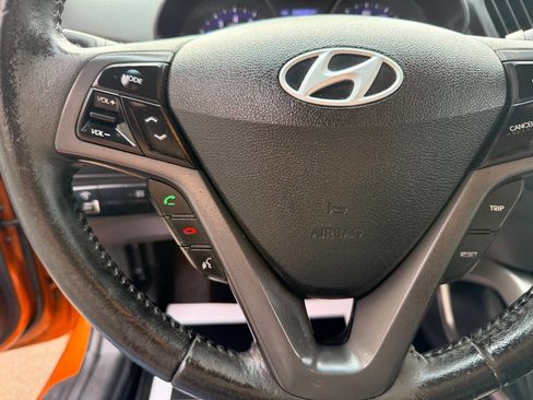 Used 2013 Hyundai Veloster Turbo image 20