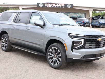 New 2026 Chevrolet Suburban High Country w/ LPO, Get Active Package