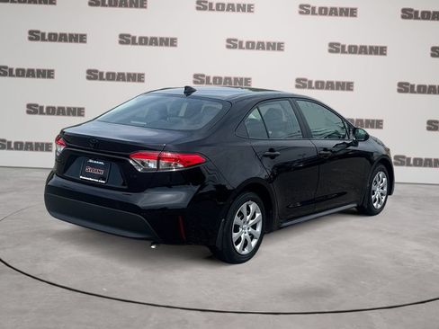 Used 2024 Toyota Corolla LE FWD image 5