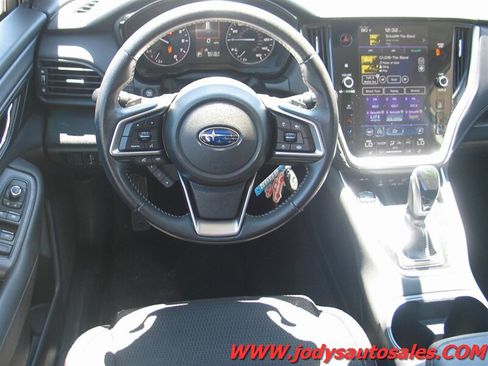 Used 2022 Subaru Outback Premium AWD/4WD image 20