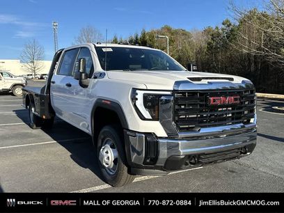 New 2025 GMC Sierra 3500 Pro w/ Convenience Package