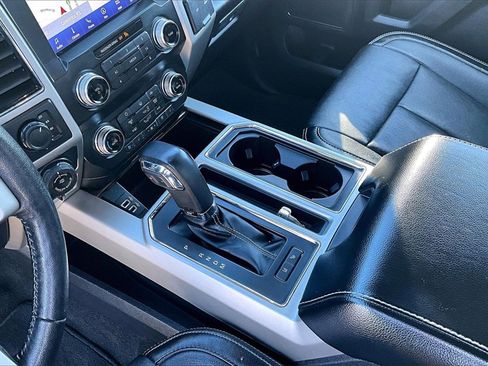 Certified 2019 Ford F150 Lariat w/ Equipment Group 502A Luxury image 15