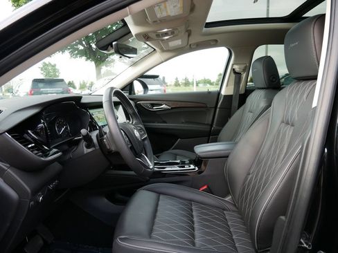 Used 2023 Buick Envision Avenir AWD/4WD image 9