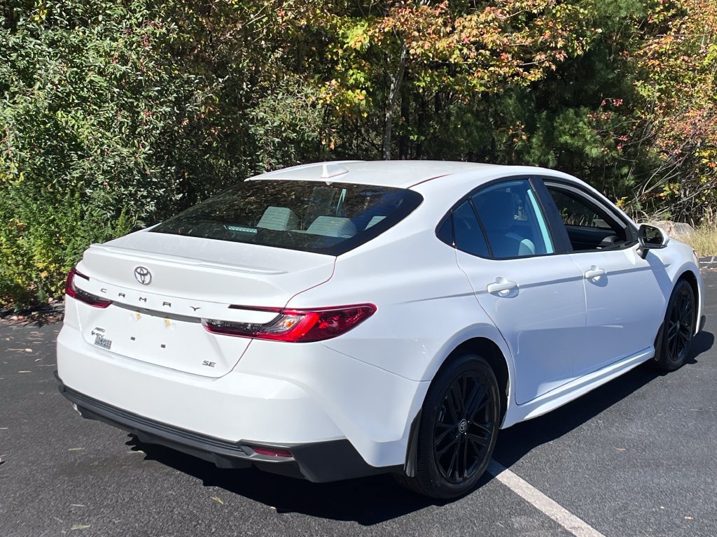 Used 2026 Toyota Camry SE w/ Convenience Package AWD/4WD image 5