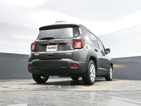 Used 2019 Jeep Renegade Latitude image 47