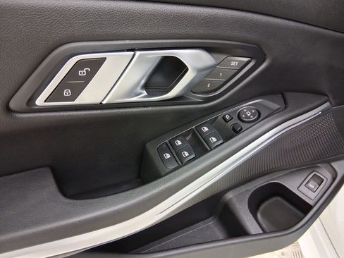 Certified 2023 BMW 330i Sedan w/ Premium Package image 23