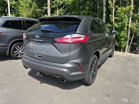 Used 2021 Ford Edge ST-Line w/ Class II Trailer Tow Package AWD/4WD image 11