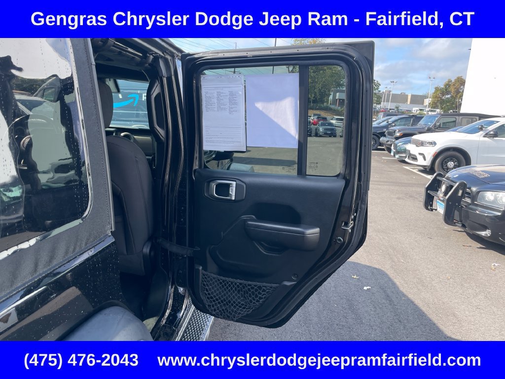 Used 2020 Jeep Wrangler Unlimited Sport S AWD/4WD image 25