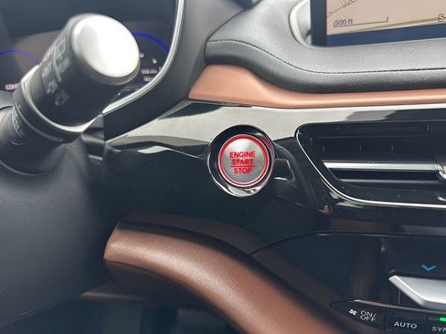 Used 2023 Acura MDX Technology image 26