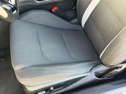Used 2022 Chevrolet Camaro LT RWD image 18